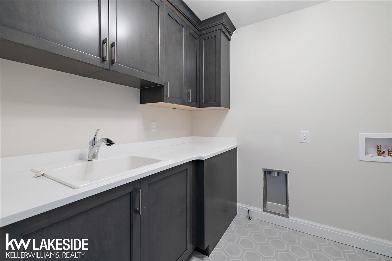 1922 Traceky, Unit 286 Rochester Hills, MI 48306 - Photo 47 of 51