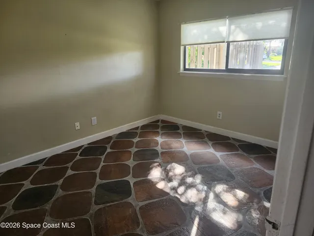 $2,000 | 1145 North Shannon Avenue, Unit 33, Indialantic, FL 32903