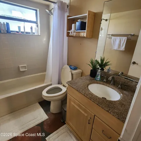 $2,000 | 1145 North Shannon Avenue, Unit 33, Indialantic, FL 32903