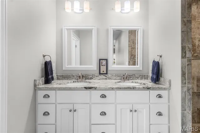 $589,000 | 520 Lakeview Crossing, Cape Girardeau, MO 63701