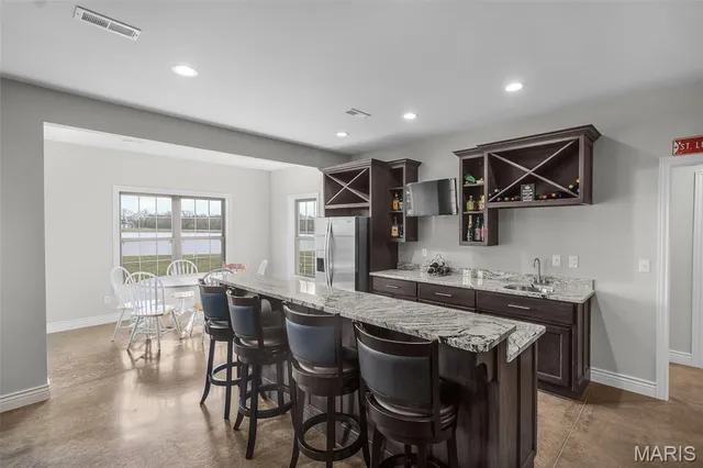 $589,000 | 520 Lakeview Crossing, Cape Girardeau, MO 63701