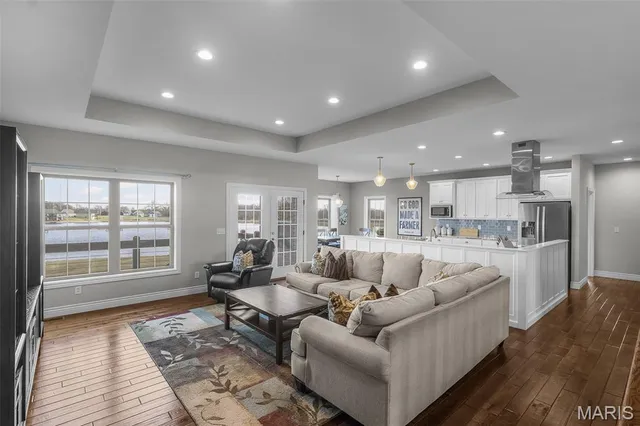 $589,000 | 520 Lakeview Crossing, Cape Girardeau, MO 63701