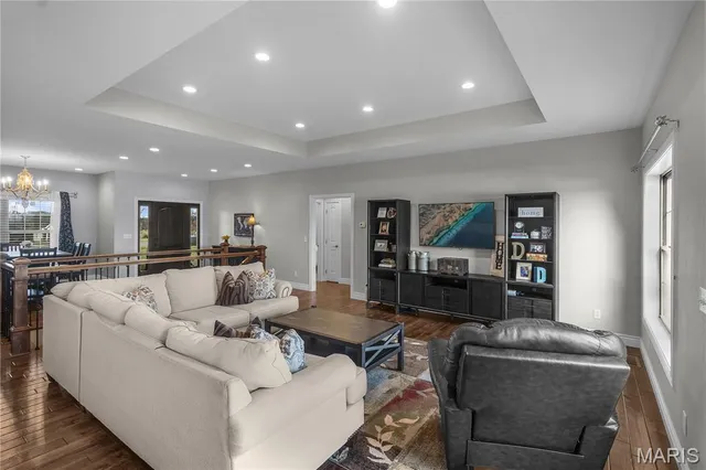 $589,000 | 520 Lakeview Crossing, Cape Girardeau, MO 63701