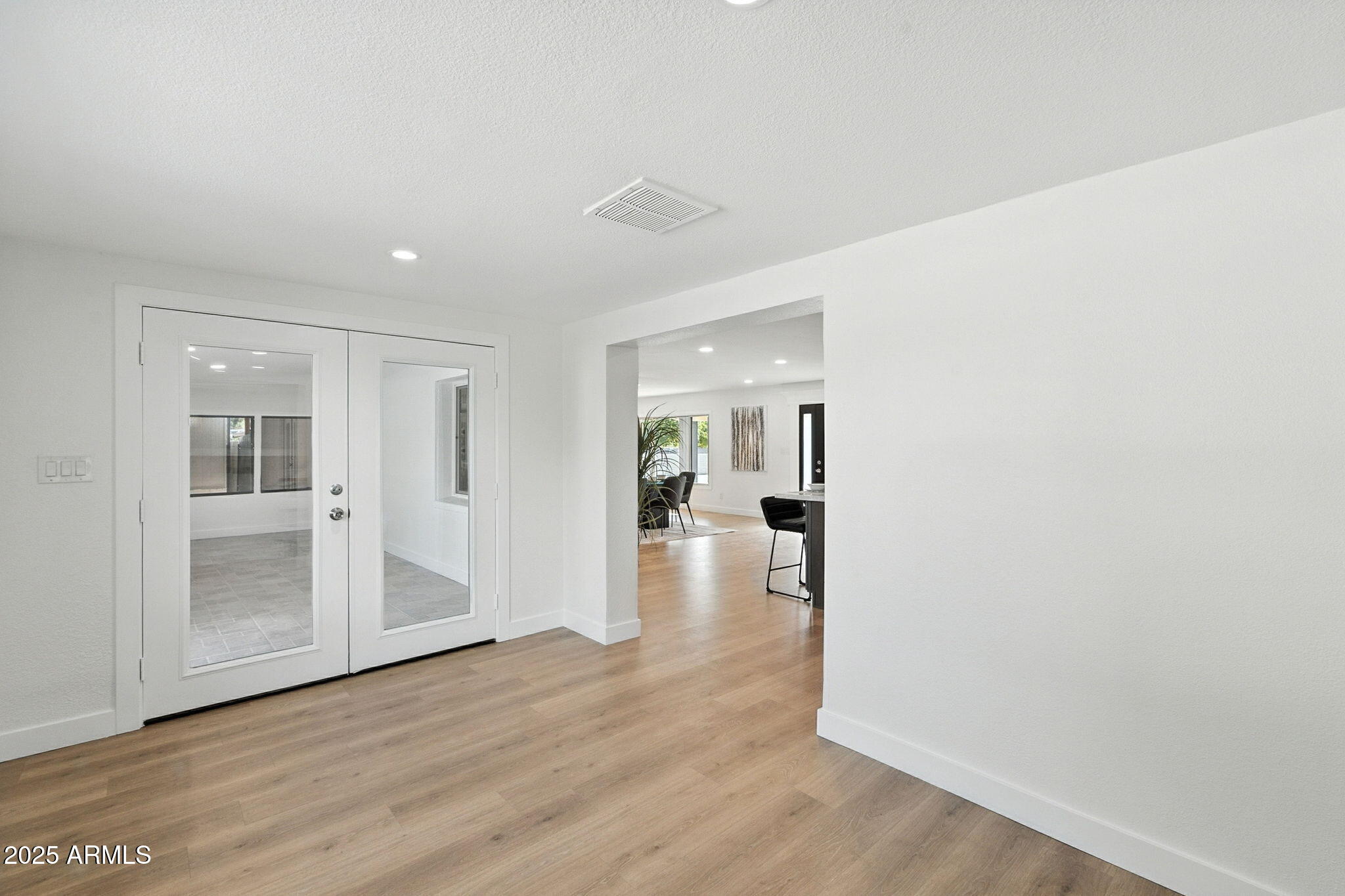 7637 North 7th Avenue Phoenix, AZ 85021 - Photo 42 of 57 47-web-or-mls-7th-47