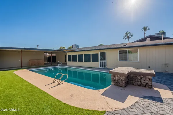 $1,025,000 | 7637 North 7th Avenue, Phoenix, AZ 85021