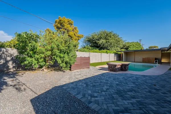 $1,025,000 | 7637 North 7th Avenue, Phoenix, AZ 85021