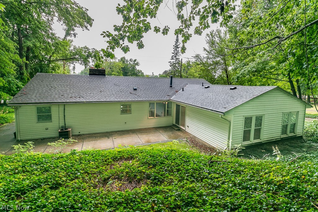 38036 Ridge Road Willoughby, OH 44094 - Photo 26 of 31