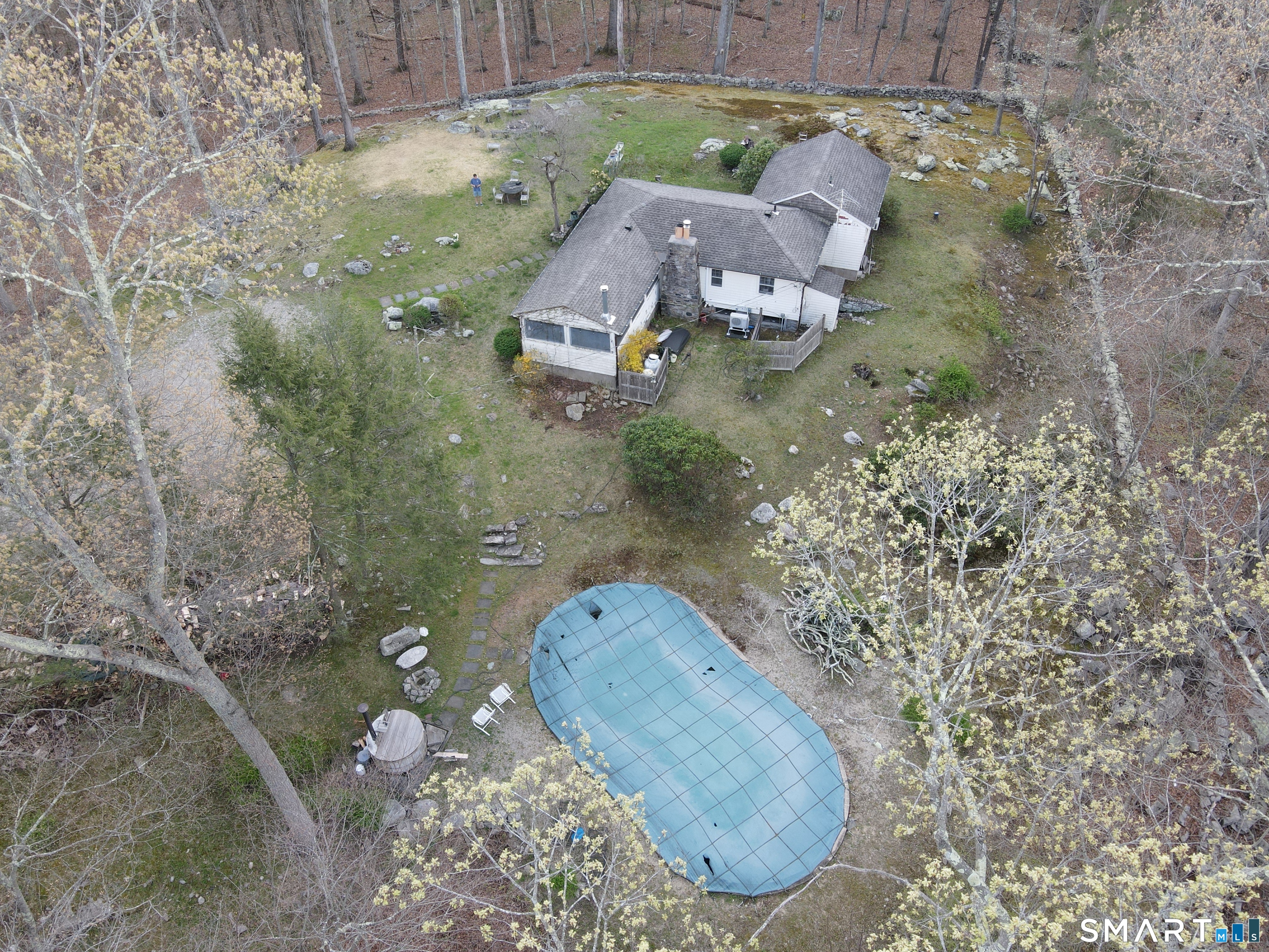 11 Judges Hollow Road Fairfield, CT 06824 - Photo 8 of 10 an aerial view of a house with a yard