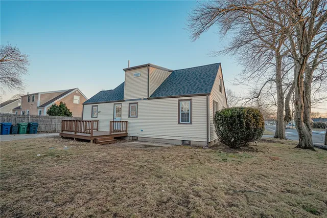 $480,000 | 101 Omaha Boulevard, Warwick, RI 02889