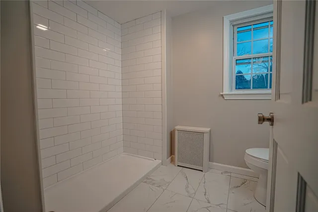 $480,000 | 101 Omaha Boulevard, Warwick, RI 02889