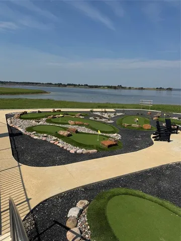 $675,000 | 237 Lakeshore Terrace, Windom, TX 75492