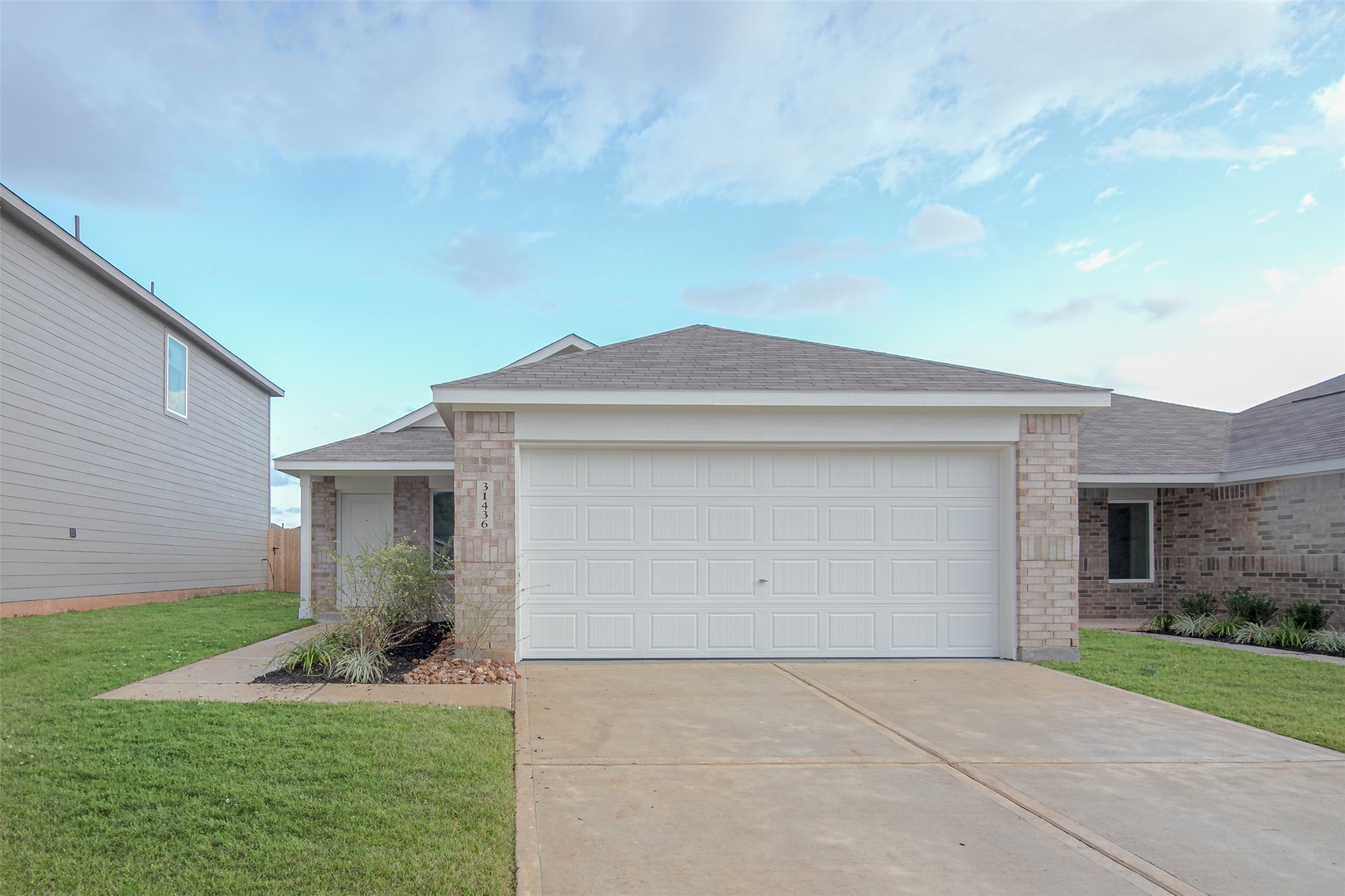 a view of outdoor space yard and garage