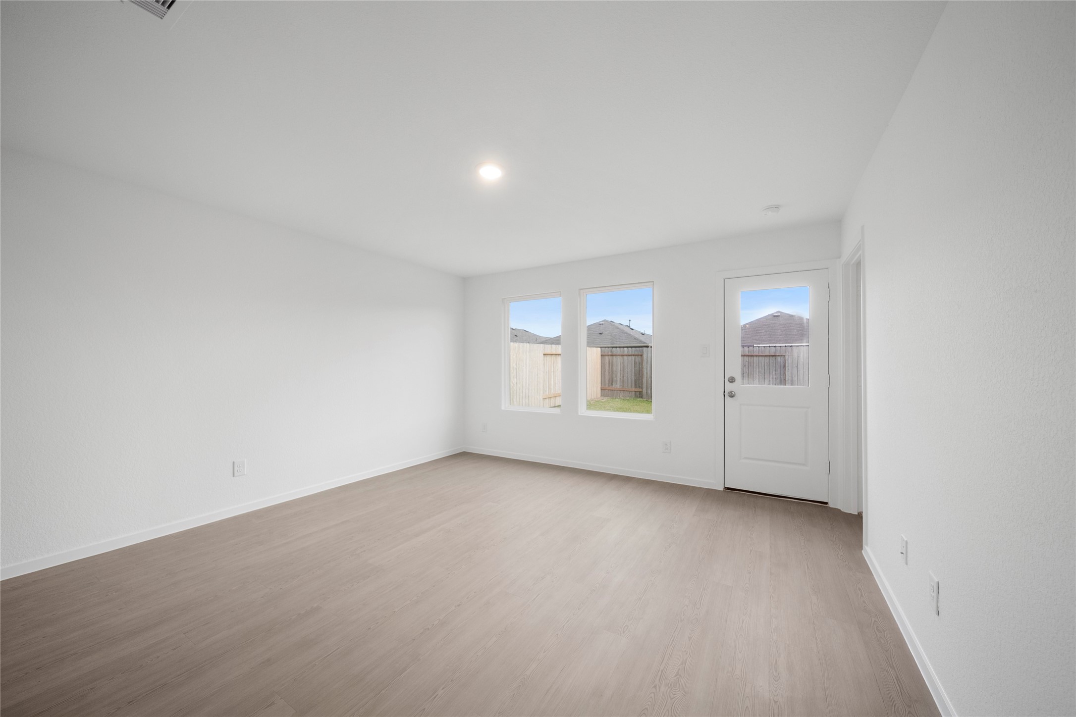 31436 Moore Road Magnolia, TX 77354 - Photo 11 of 25 an empty room with windows