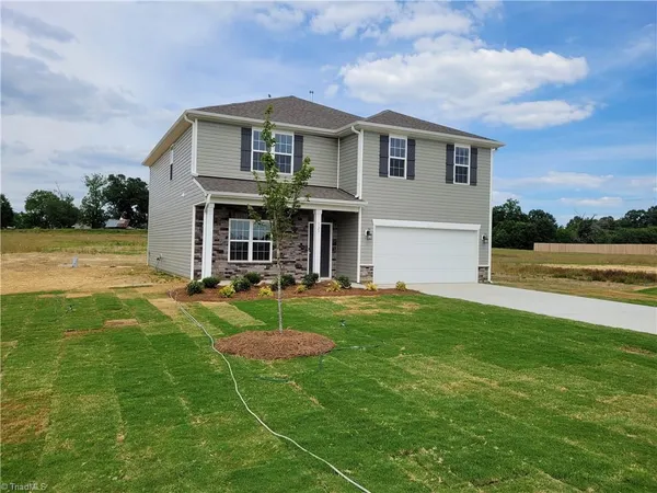 $2,550 | 123 Wickham Court, Clemmons, NC 27012