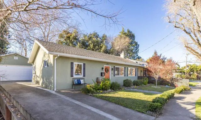 $779,000 | 111 South Franklin Street, Napa, CA 94559