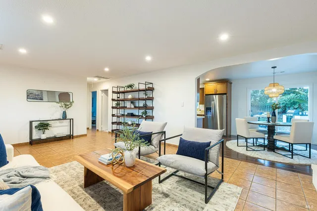 $779,000 | 111 South Franklin Street, Napa, CA 94559