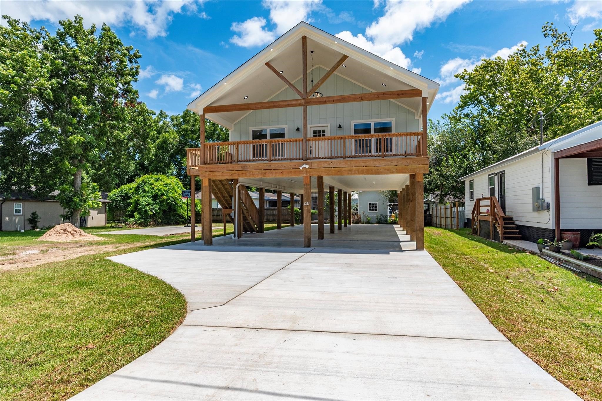 4213 Houx Street Bacliff, TX 77518 - Photo 5 of 37 a view of a volley ball court