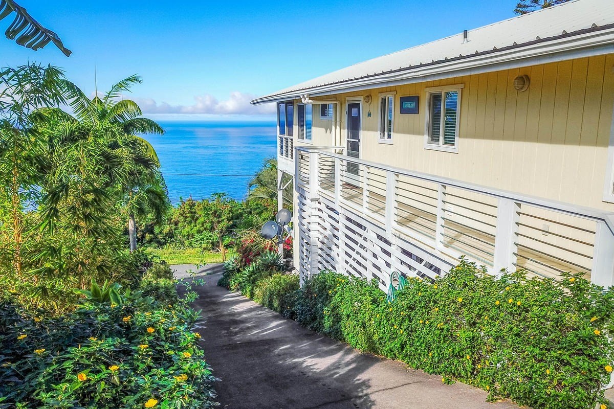 87-3192 Boki Road Captain Cook, HI 96704 - Photo 4 of 30 Gallery Image 4