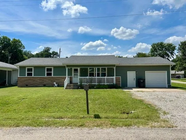 $165,000 | 200 Karner Avenue, Altamont, KS 67330