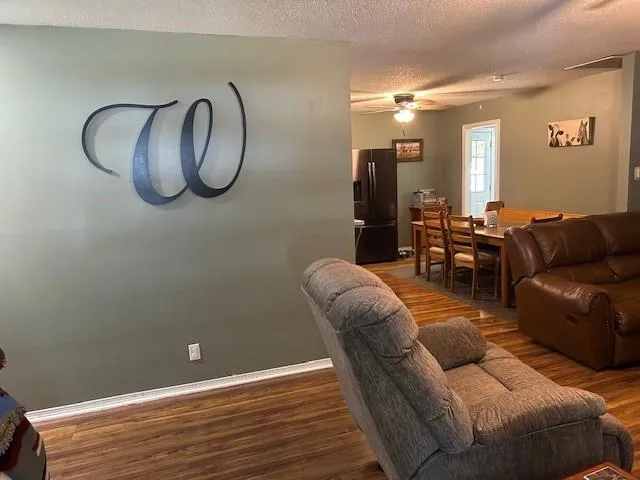 $155,000 | 200 Karner Avenue, Altamont, KS 67330