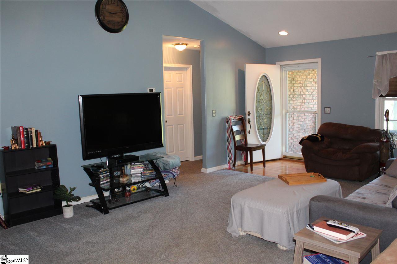690 Asaville School Road Anderson, SC 29621 - Photo 6 of 32