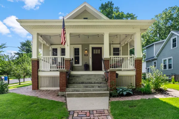 $349,900 | 811 Harvey Avenue, Watertown, WI 53094