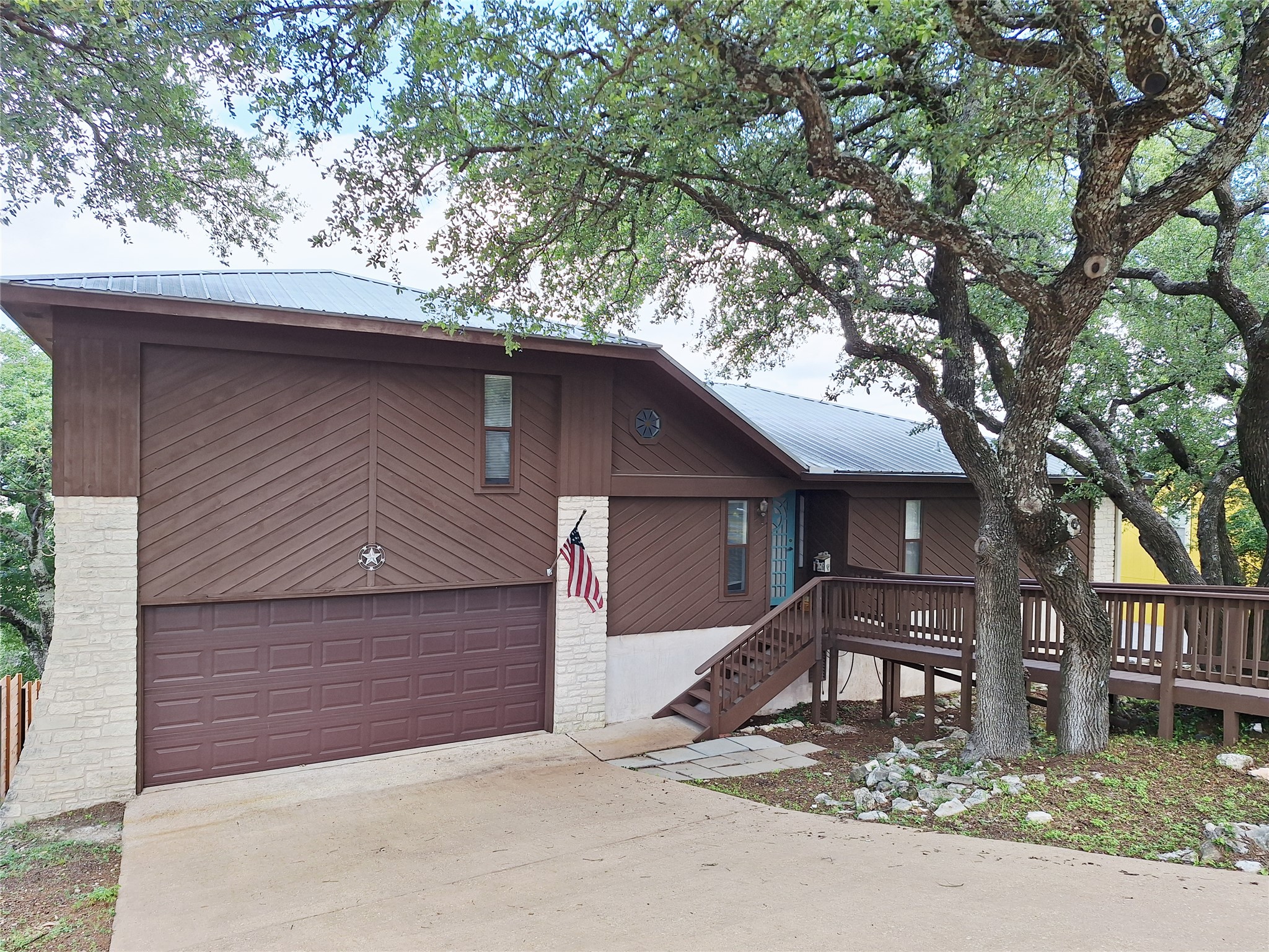 8310 Bar K Ranch Road Lago Vista, TX 78645 - Photo 2 of 32