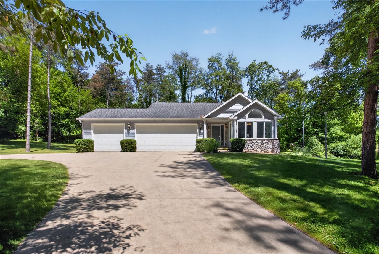 7655 Riverside Road Brooklyn, MI 49230 - Photo 2 of 55