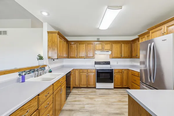 $700,000 | 5008 Creek Haven Road, Cottage Grove, WI 53527