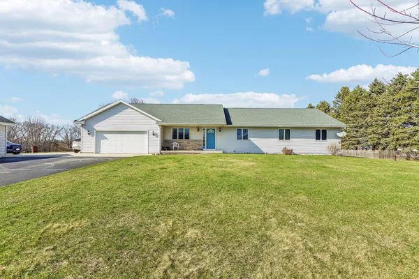 $700,000 | 5008 Creek Haven Road, Cottage Grove, WI 53527