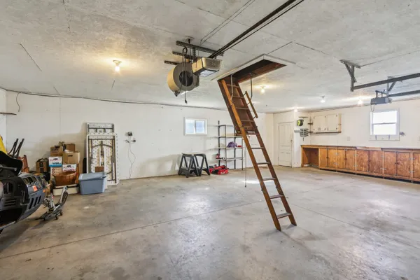 $700,000 | 5008 Creek Haven Road, Cottage Grove, WI 53527