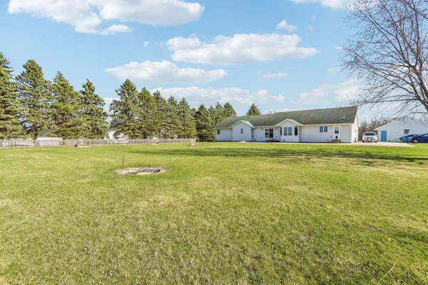 $700,000 | 5008 Creek Haven Road, Cottage Grove, WI 53527