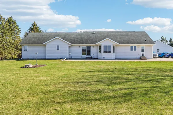 $700,000 | 5008 Creek Haven Road, Cottage Grove, WI 53527