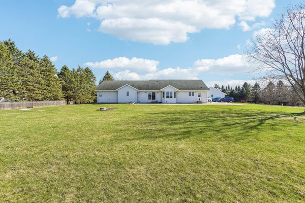 $700,000 | 5008 Creek Haven Road, Cottage Grove, WI 53527