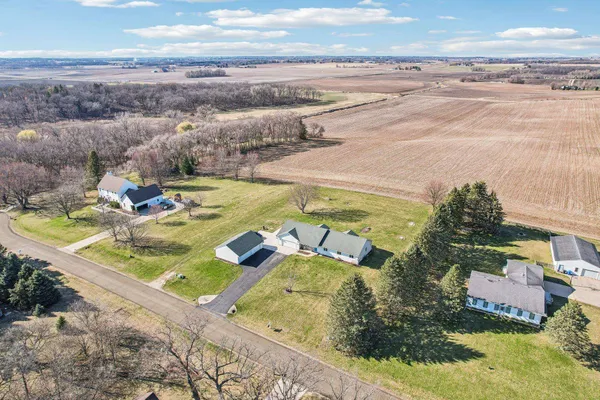 $700,000 | 5008 Creek Haven Road, Cottage Grove, WI 53527
