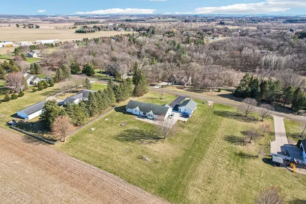 $700,000 | 5008 Creek Haven Road, Cottage Grove, WI 53527