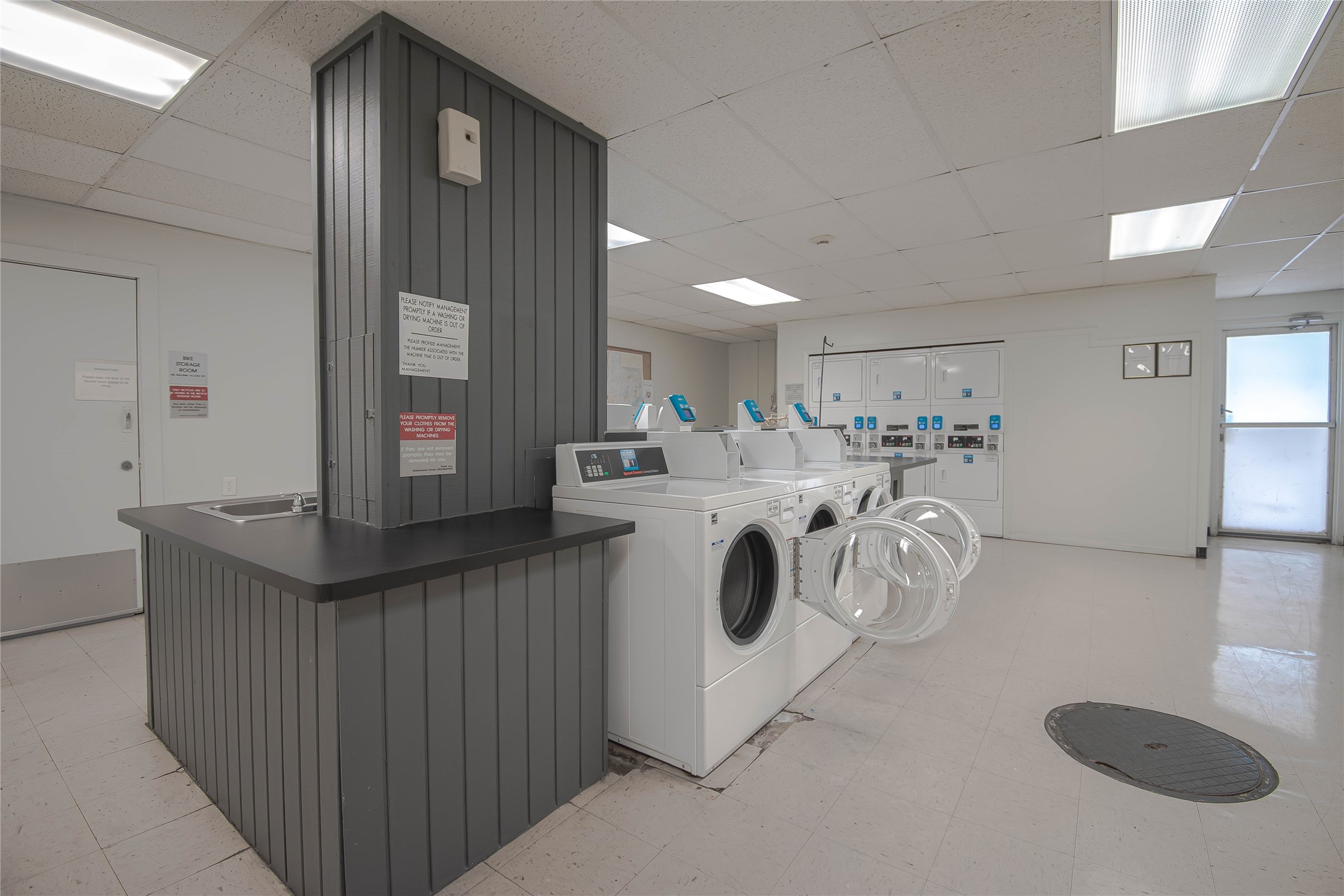 1800 Lavaca Street, Unit A705 Austin, TX 78701 - Photo 18 of 18 a utility room with dryer and washer
