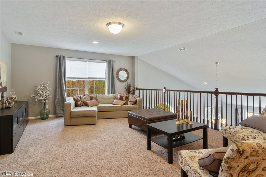 164 Burwick Road Cleveland, OH 44143 - Photo 13 of 27 Gallery Image 13