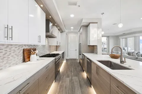 $3,375,000 | 219 Scenic Gulf Drive, Unit 1620, Miramar Beach, FL 32550