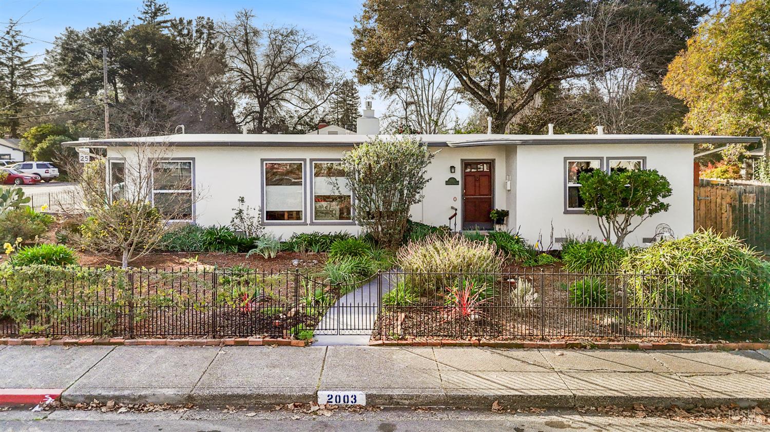 2003 Humboldt Street Santa Rosa, CA 95404 - Photo 2 of 52