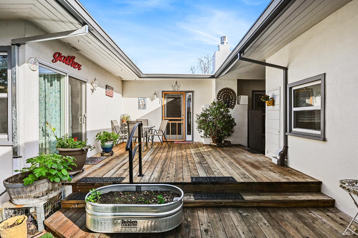 2003 Humboldt Street Santa Rosa, CA 95404 - Photo 32 of 52