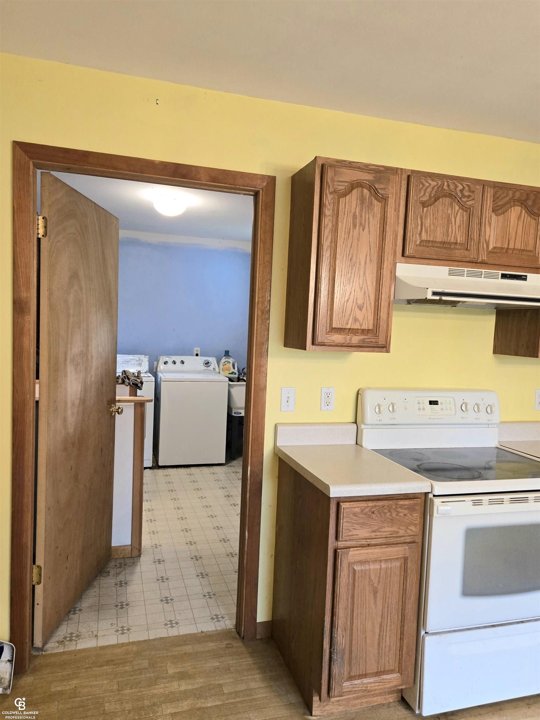 10097 Beckett Road Avoca, MI 48006 - Photo 16 of 20 50149698-0461f184-c13b-4456-8e75-eb4de658707b.JPG