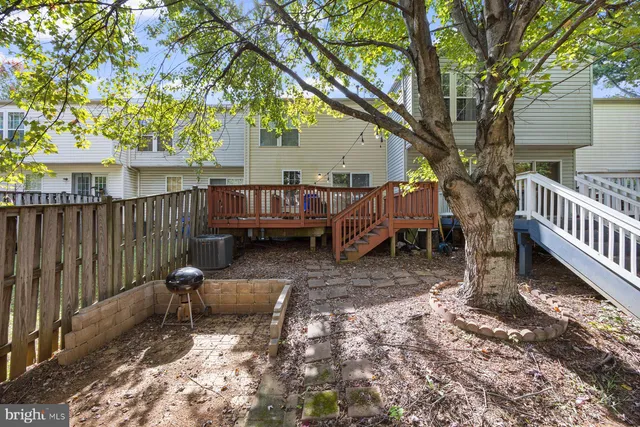 $435,000 | 9519 Oakhurst Drive, Columbia, MD 21046