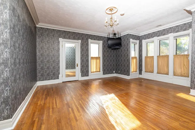 $360,000 | 901 North Gilman Street, Wichita, KS 67203