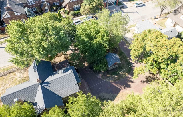 $360,000 | 901 North Gilman Street, Wichita, KS 67203