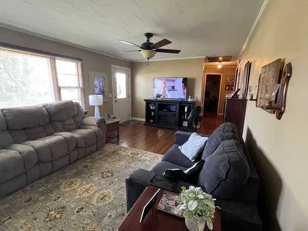 $299,900 | 125 Dixon Lane, Jasper, TN 37347