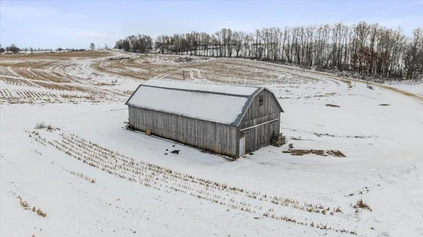 $1,650,000 | E8527 Nelson Road, Kickapoo, WI 54652