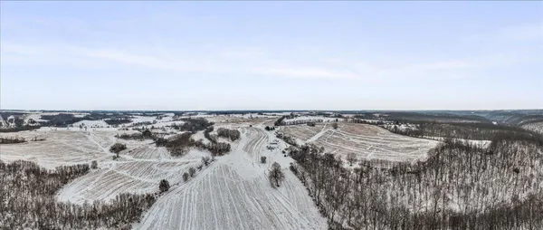$1,650,000 | E8527 Nelson Road, Kickapoo, WI 54652