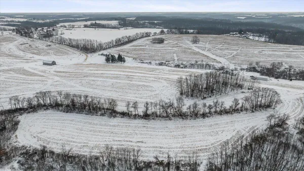 $1,650,000 | E8527 Nelson Road, Kickapoo, WI 54652