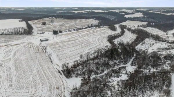 $1,650,000 | E8527 Nelson Road, Kickapoo, WI 54652
